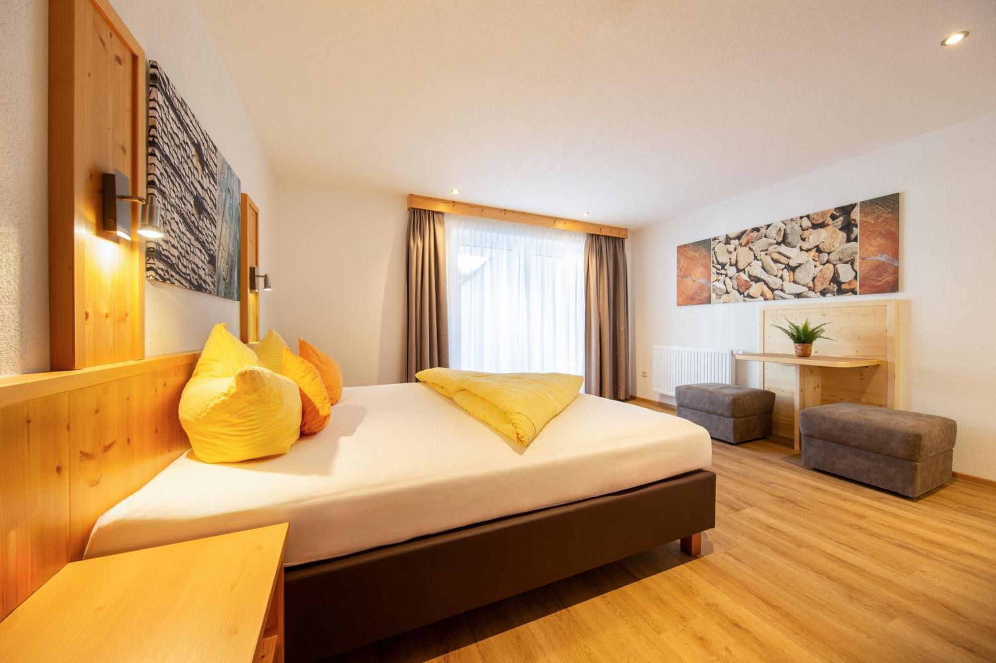 Haus Stefanie Hotel Solden Ngoại thất bức ảnh